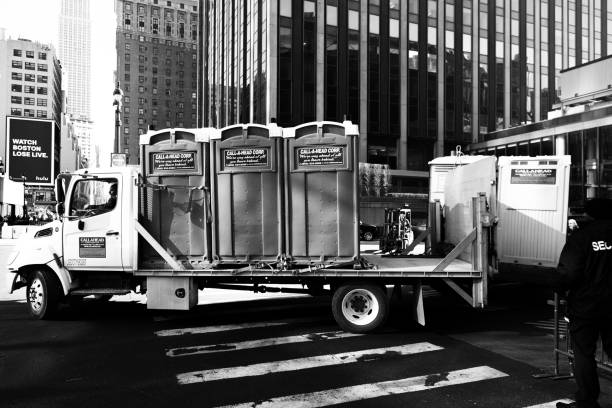 Best Portable restroom trailer rental  in Bellmead, TX